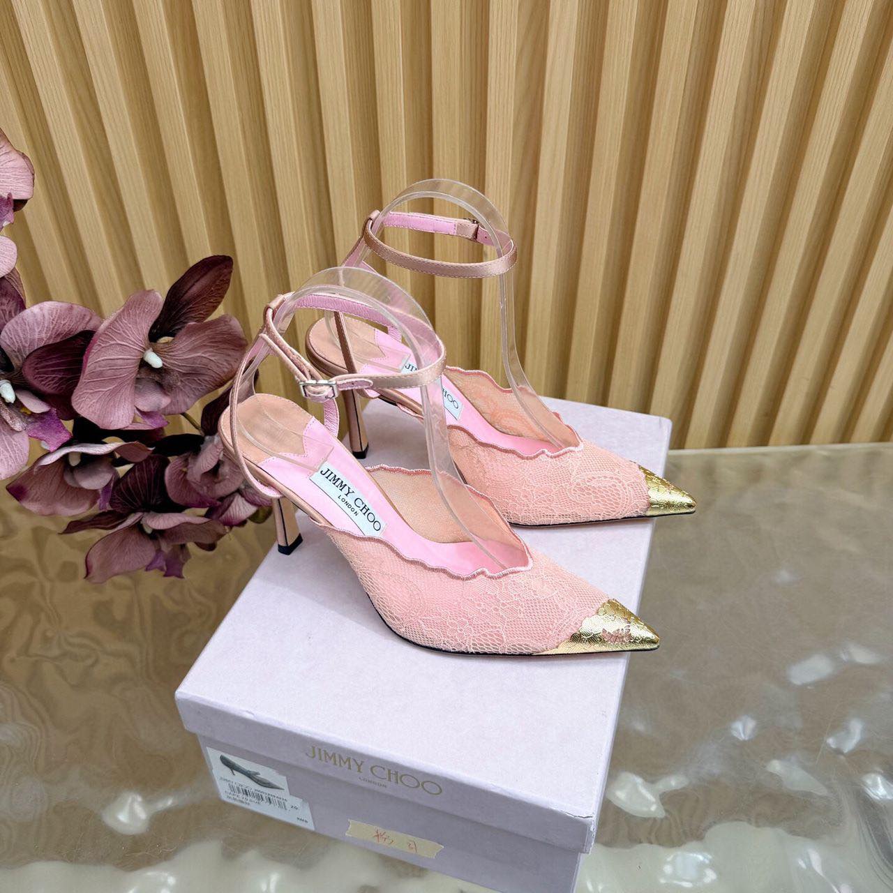 Escarpin JIMMY CHOO– Chic et intempore