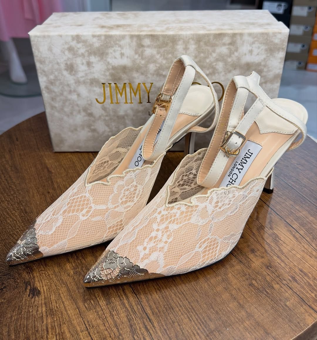 Escarpin JIMMY CHOO– Chic et intempore