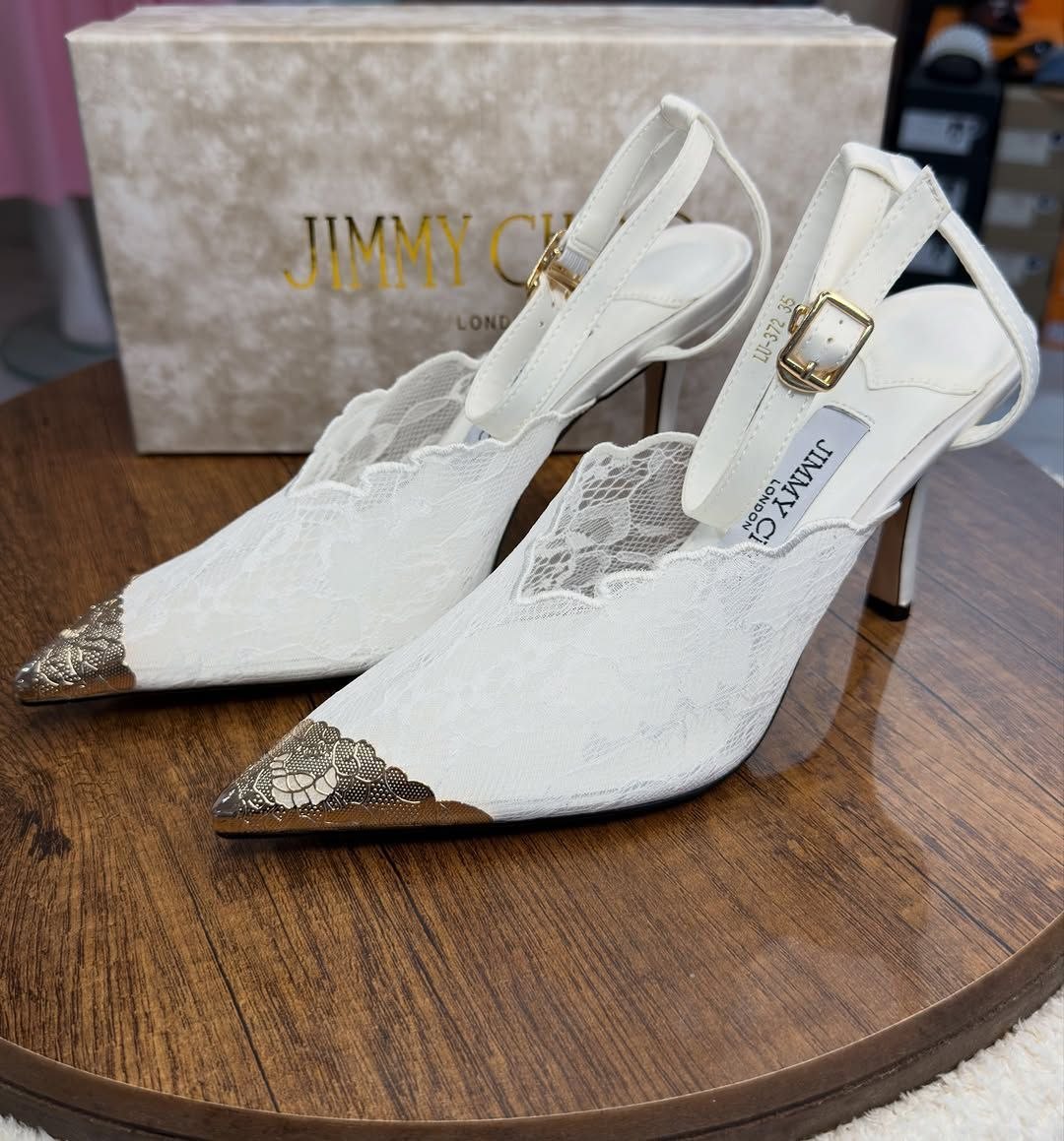 Escarpin JIMMY CHOO– Chic et intempore